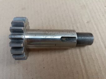 ozubený hřídel převodovky jawa 250 350 výstupní hřídel - 6