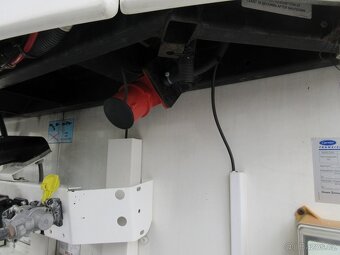 Schmitz SKO 24/L, Carrier Vector 1550, Nové pneu - 6
