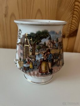 Sběratelský starý hrnek mušlák Prodaná nevěsta - 6