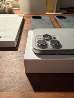 Apple iPhone 15 Pro Max 256GB Titanium. Příslušenství Záruka - 6