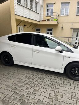 Toyota Prius Hybrid - 6