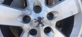 Alu kola peugeot, vel.16, 5x108 letní pneu - 6