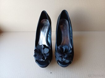 Černé lodičky na platformě vel.37 - 6