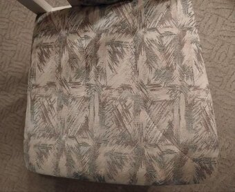 Stůl kulatý jídelní, rozkládací a 4 židle - 6