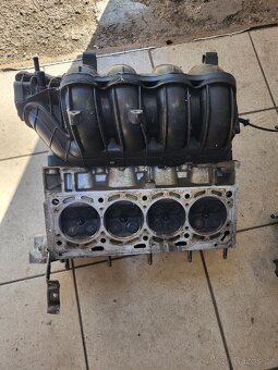 Hlava 1.6 75kw vacka ventilove viko vstriky - 6