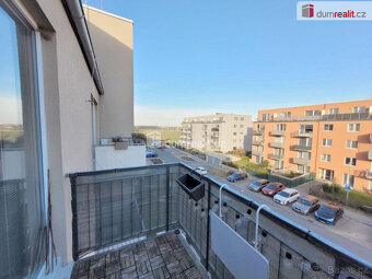 Světlý byt 1+kk, 32 m2 + 5 m2 balkon, parkkovací stání, 4.pa - 6