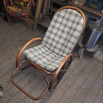 Starší houpací křeslo ratanové Thonet ? - 6