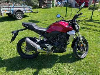 Honda CB300R - 6