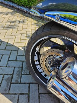 SUZUKI INTRUDER 1800 - 6