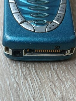 Nokia 7210 - 6