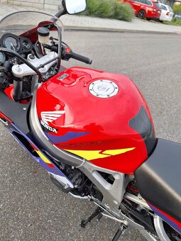 Honda cbr 900rr - 6