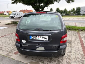 Renault Scenic - 6