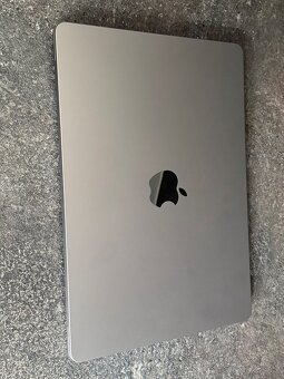 MacBook Air M3, záruka - 6
