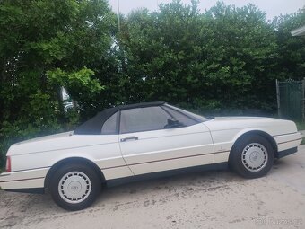 1989 Cadillac Allante - 6