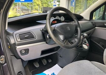 Peugeot 807 2.0 HDi nafta manuál 100 kw - 6
