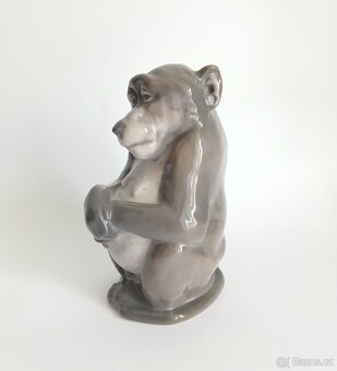 Starožitná porcelánová figurka opice - Královská Kodaň - 6
