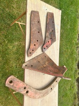 Náhradní díly pluh Kverneland - 6