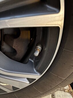 Toyota Rav4 4gen. Alu sada originál Toyota Kleber Quadraxer. - 6