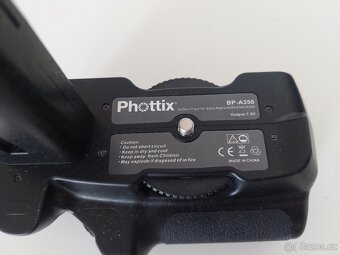 Sony A200, battery grip, příslušenství - 6