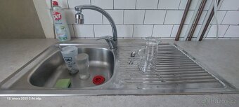 Starší použitá kuchyň. - 6