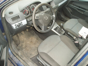 Opel Astra Combi 1.6 16V 77kW r.v.2005 - 6