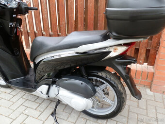 Honda SH 125i (2010) - 6