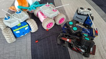 Prodám velký pytel hraček jak pro holky tak i pro kluky - 6