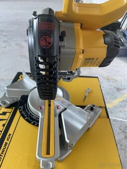 Aku pokosová pila DEWALT DCS365N 184mm - 6