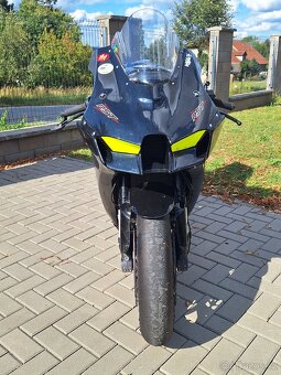 Kawasaki zx10r rv 2020 - 6