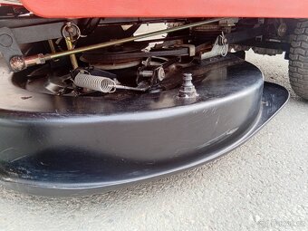 Prodám zahradní traktor Outils-wolf - 6