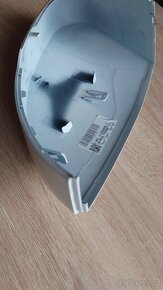 Kryt pravého zrcátka - 6