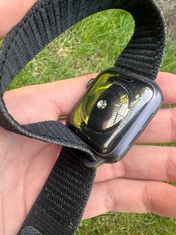 Apple Watch series 5 - 6