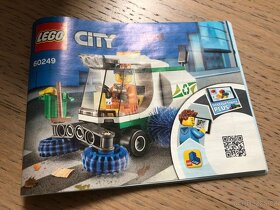 Lego čistící vůz 60249 - 6