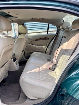 Jaguar S-Type 2.5 147kW - 6