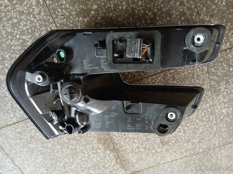 Pravé zadní světlo Citroen C4 Grand Picasso II - 6