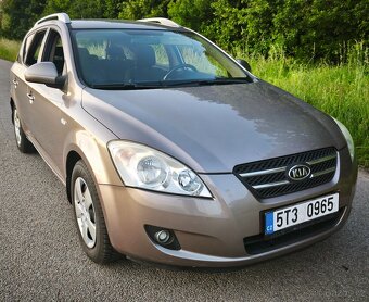 Kia Ceed 1.6 CRDi Combi po servise za 21tis.Kč - 6