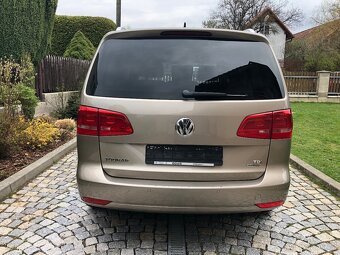 Volkswagen Touran 1,6 TDI 77 KW Panorama Plný servis VW - 6