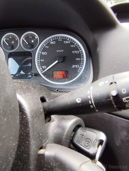 Prodám peugeot 307 r.v.2007, 2.0 benzín - 6