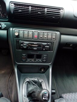Audi A4 2.6 6V Benzin - 6
