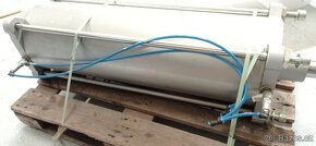 Predám pneumatický valec Festo DSBG 320-900-PPV-N3 - 6