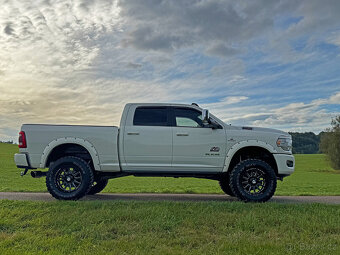 DODGE RAM 2500 6.7 Cummins Diesel - LARAMIE – K2 ROCKYRIDGE - 6