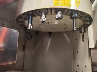 Obráběcí centrum (vertikální) INTOS VOC 1000 (8553) - 6