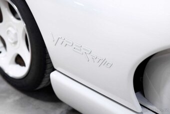 1996 Dodge Viper RT/10 - 6
