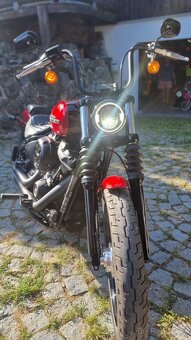 Harley davidson Street bob - 6