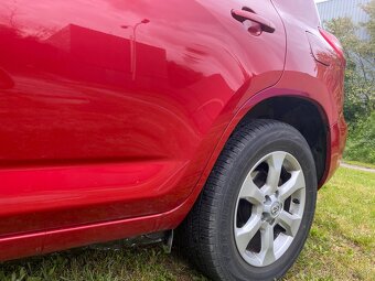 Toyota Rav 4 2,2D-4D 110kw (147 ps) r.v. 2010 - 6