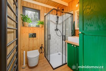 Celoroční dům k trvalému bydlení ve skandinávském stylu - 6
