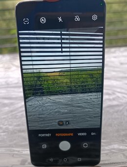 Mobilní telefon Honor Magic 4 Lite 5G 8GB RAM/128GB /48 MPX - 6