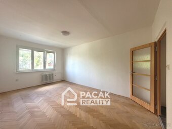 Pronájem prostorného bytu 3+1, 72 m2 v Olomouci, ulice Dělni - 6