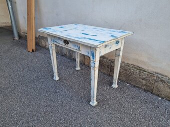 Stůl v patině po renovaci - 6