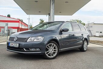 Volkswagen Passat Variant 2.0 TDI BMT Highline 4MOTION - 6
